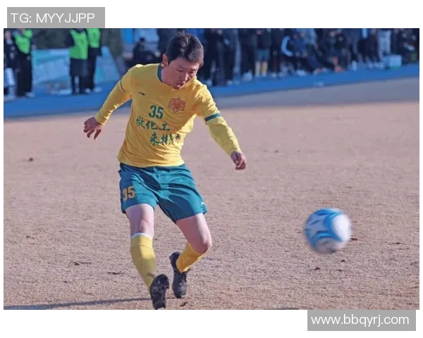 吉阿赫利迎战鲁警察强强对决期待精彩赛事展现足球魅力